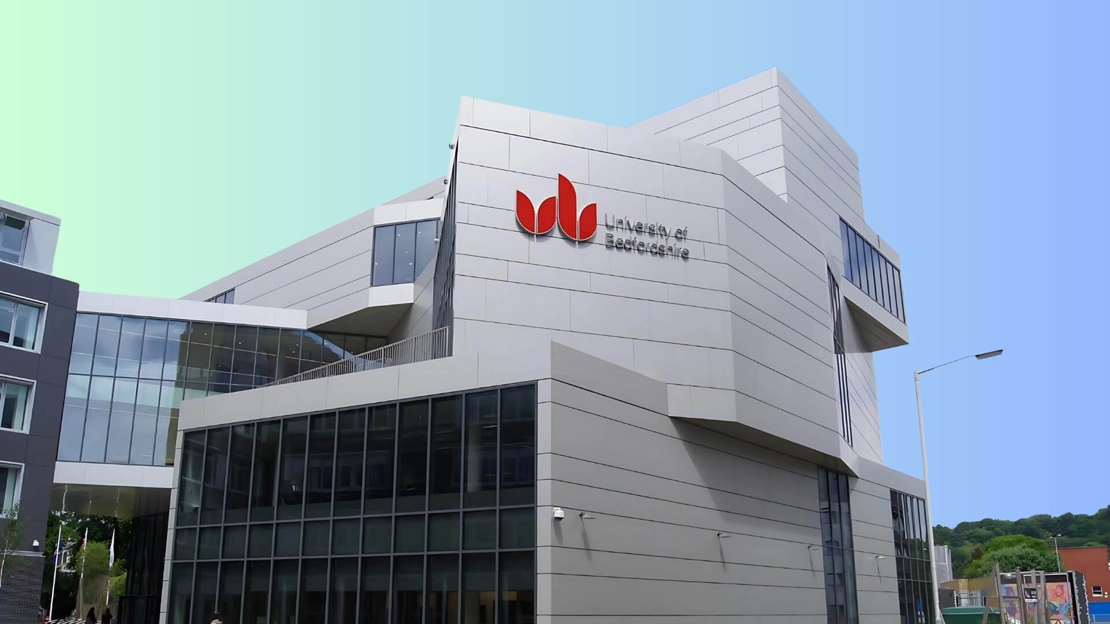 university of bedfordshire